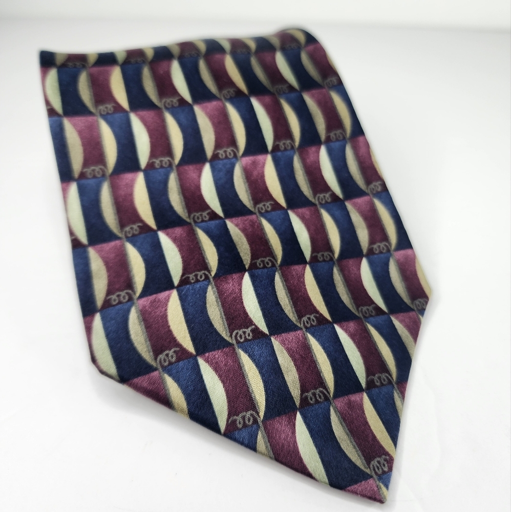 COCKTAIL COLLECTION Red and Blue Silk Tie.